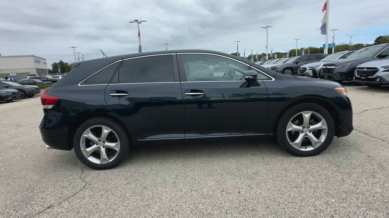 Thumbnail: 2015 Toyota Venza - 9