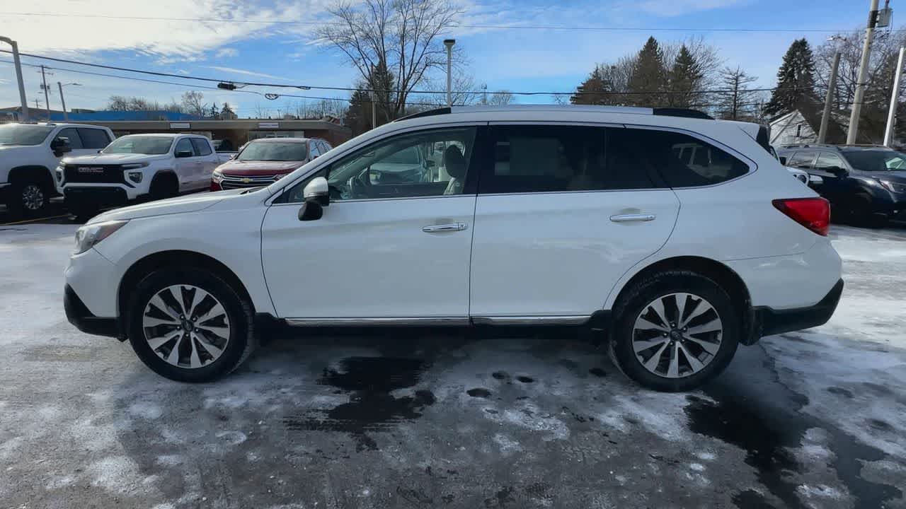 Thumbnail: 2019 Subaru Outback - 5