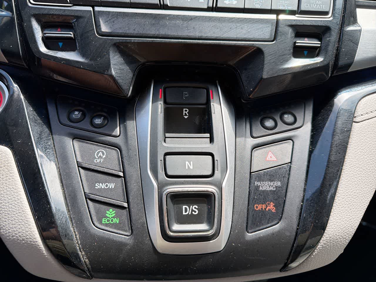 Thumbnail: 2018 Honda Odyssey - 35
