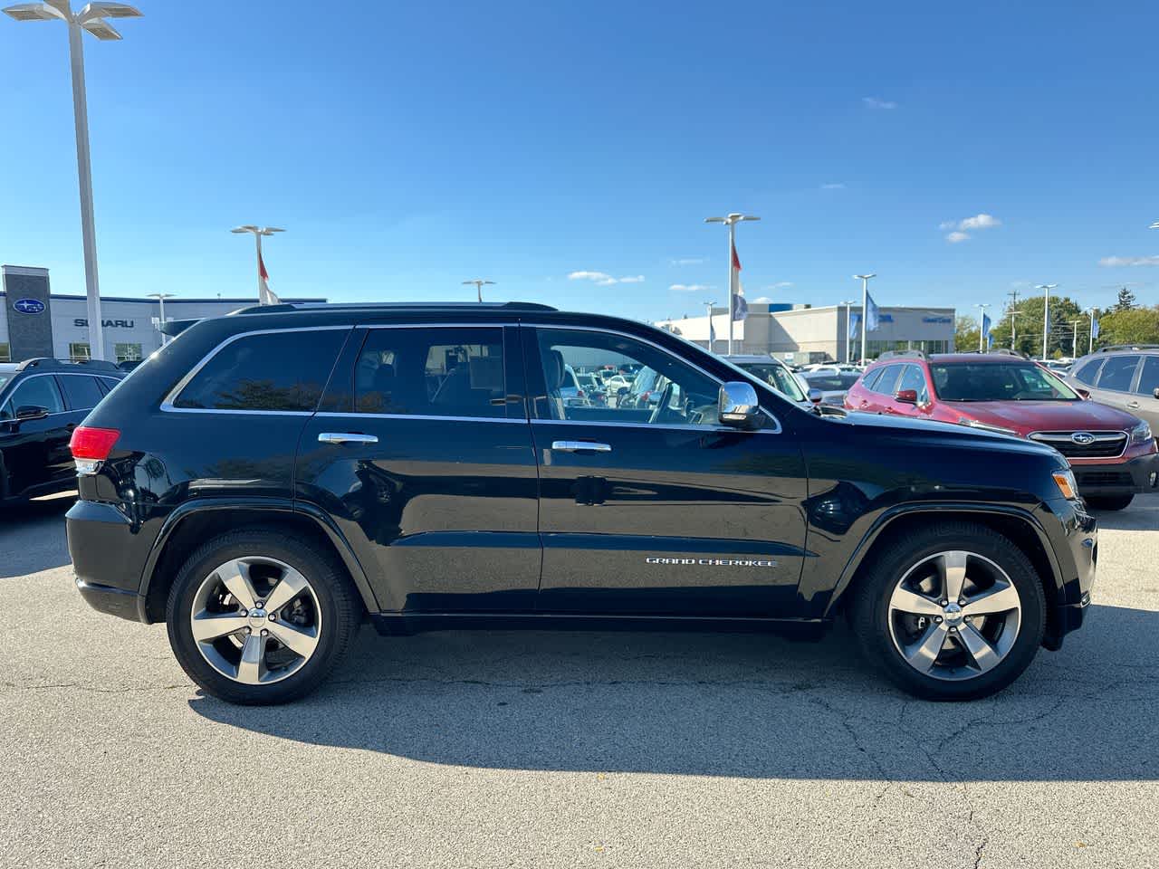 Thumbnail: 2015 Jeep Grand Cherokee - 14