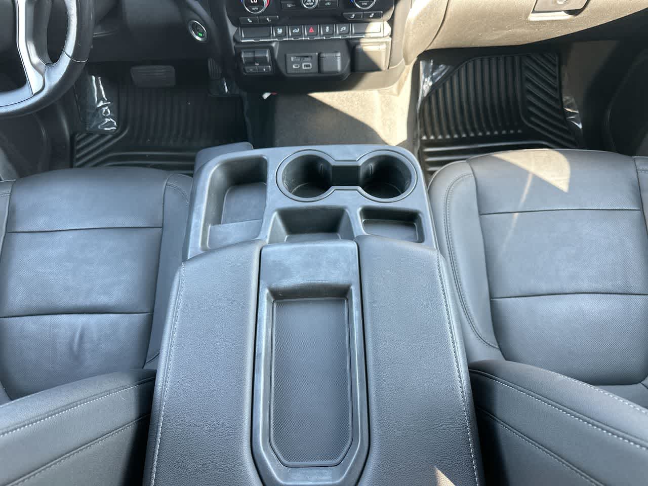 Thumbnail: 2022 Chevrolet Silverado 3500 - 30