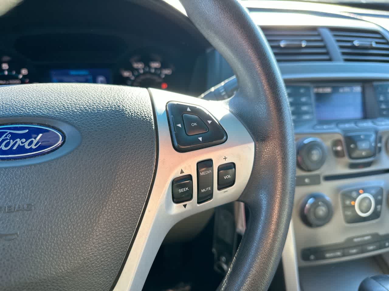 Thumbnail: 2013 Ford Explorer - 30