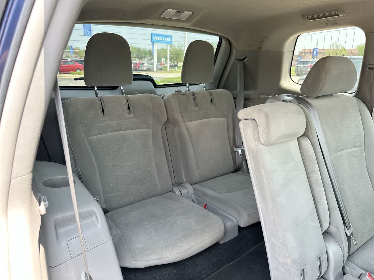 Thumbnail: 2013 Toyota Highlander - 25