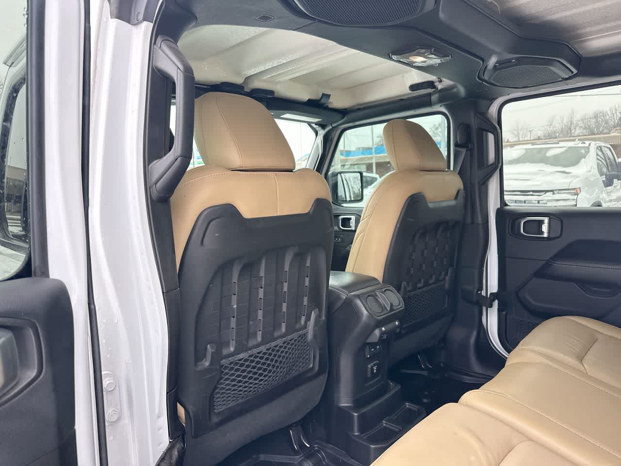 Thumbnail: 2018 Jeep Wrangler - 15