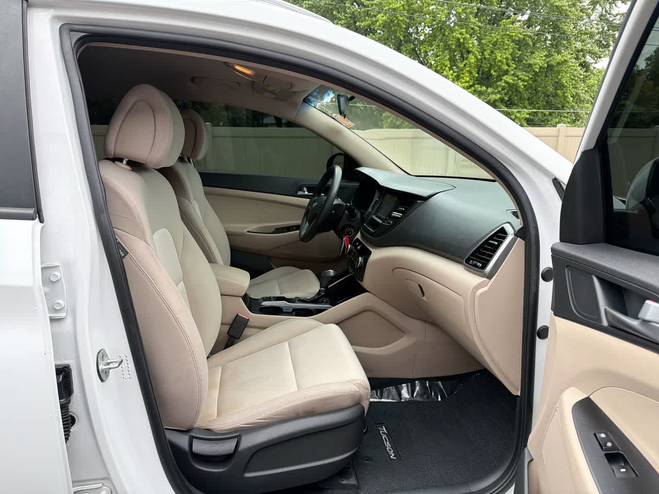 Thumbnail: 2017 Hyundai Tucson - 24