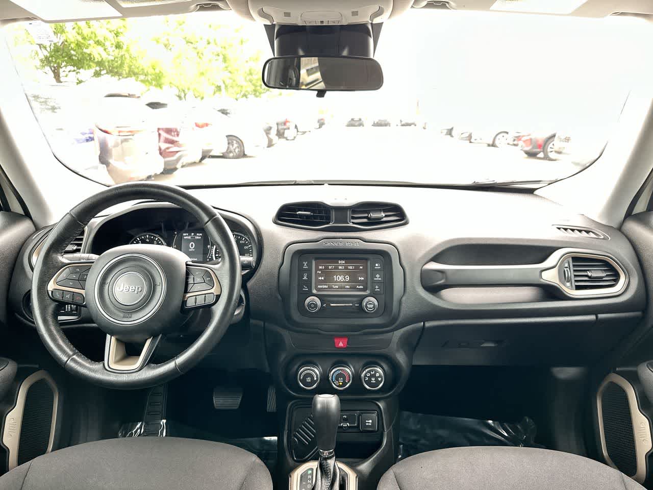 Thumbnail: 2016 Jeep Renegade - 20
