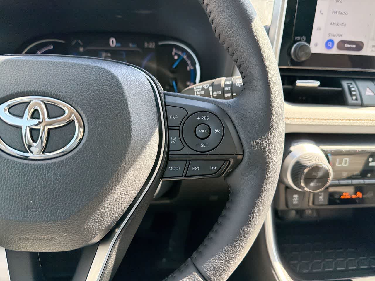 Thumbnail: 2025 Toyota RAV4 - 30