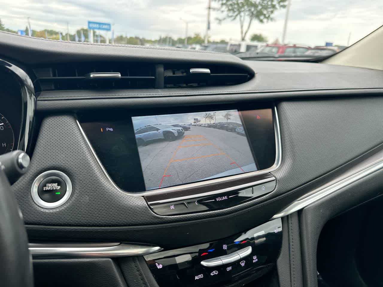 Thumbnail: 2017 Cadillac XT5 - 33