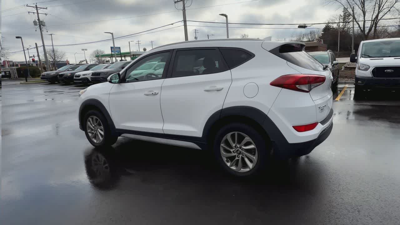 Thumbnail: 2017 Hyundai Tucson - 6