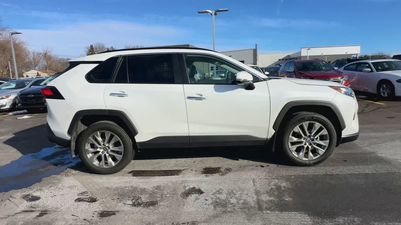 Thumbnail: 2024 Toyota RAV4 - 9