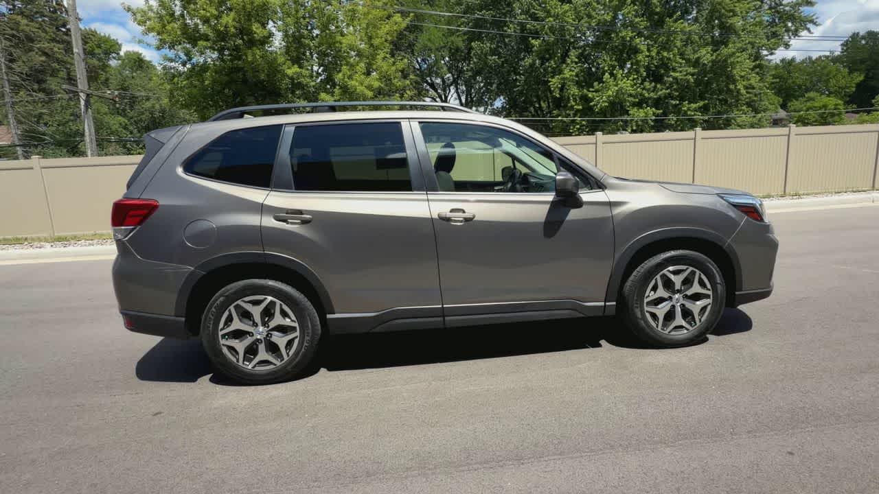 Thumbnail: 2020 Subaru Forester - 8