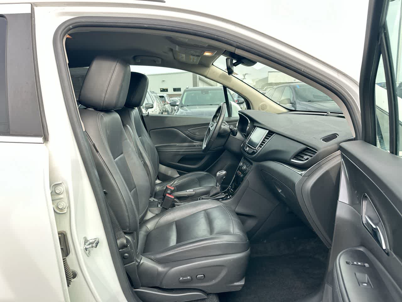 Thumbnail: 2018 Buick Encore - 18