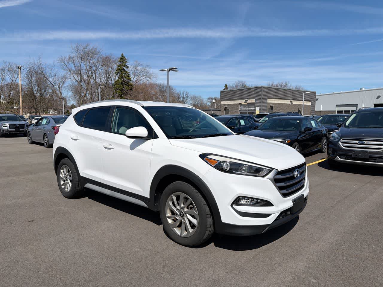 Thumbnail: 2017 Hyundai Tucson - 15