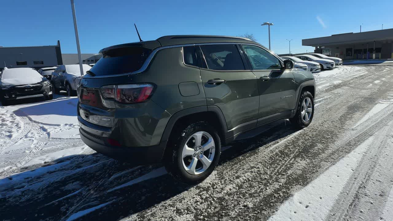 Thumbnail: 2018 Jeep Compass - 8