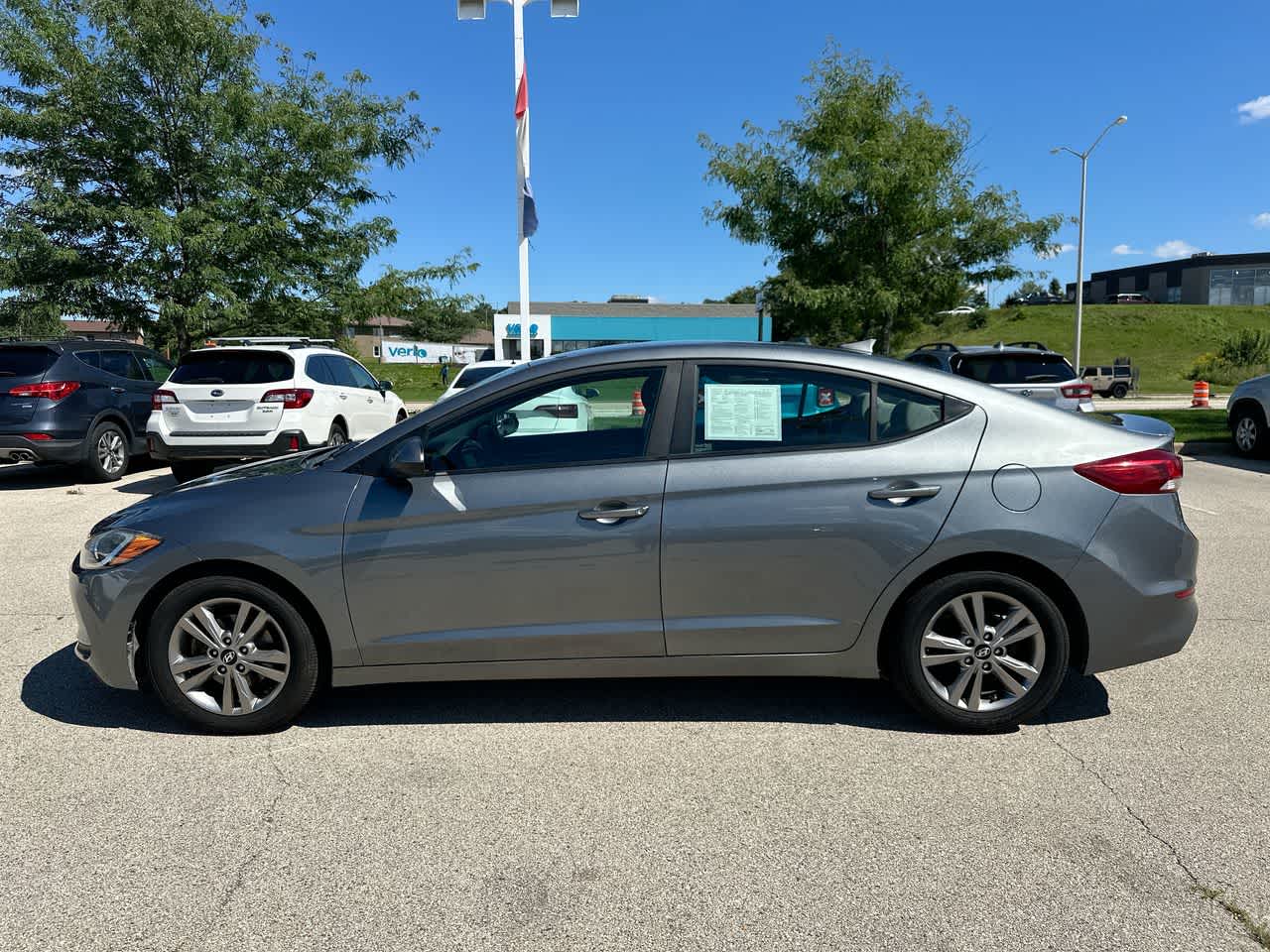 Thumbnail: 2017 Hyundai Elantra - 10