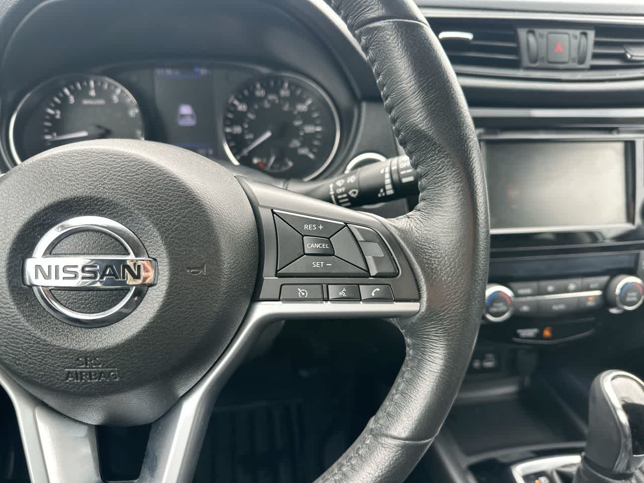 Thumbnail: 2018 Nissan Rogue - 29