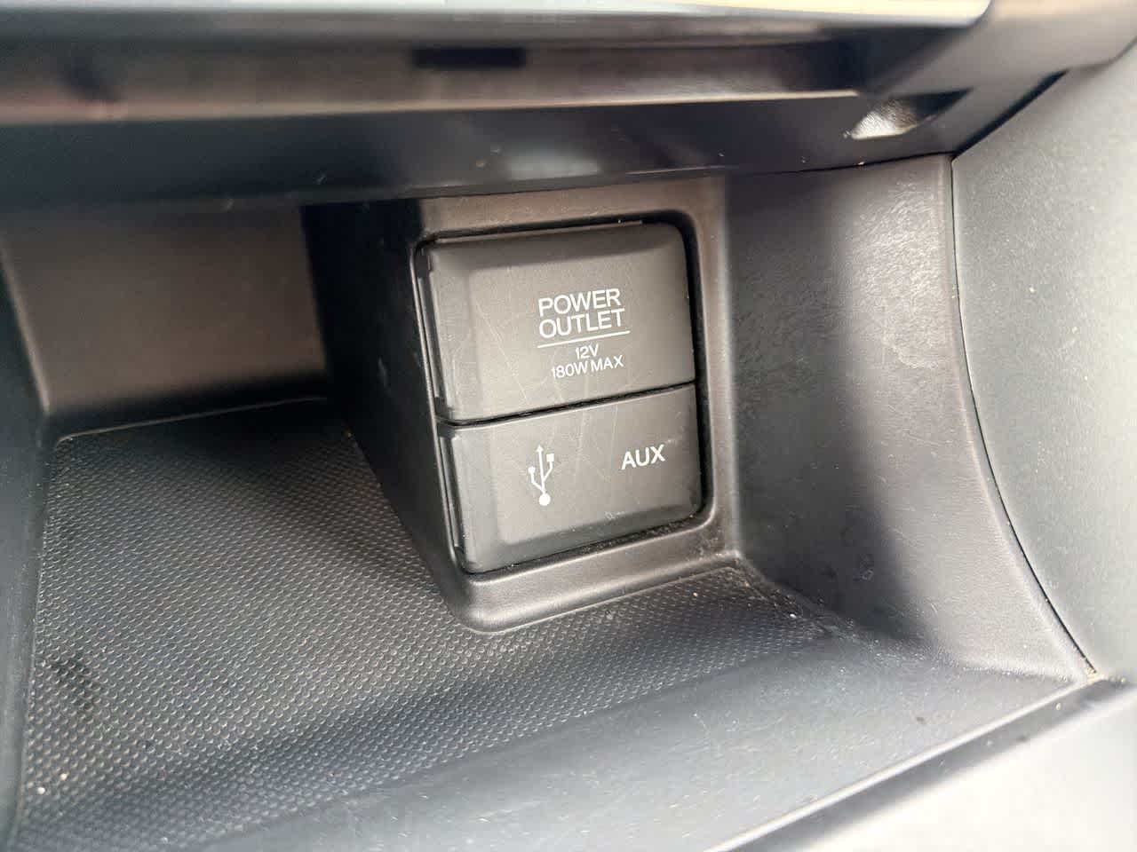 Thumbnail: 2013 Honda Accord - 33