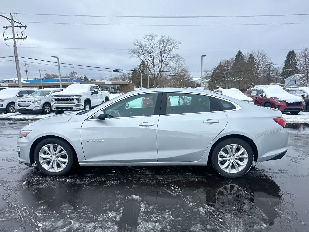 Thumbnail: 2020 Chevrolet Malibu - 10