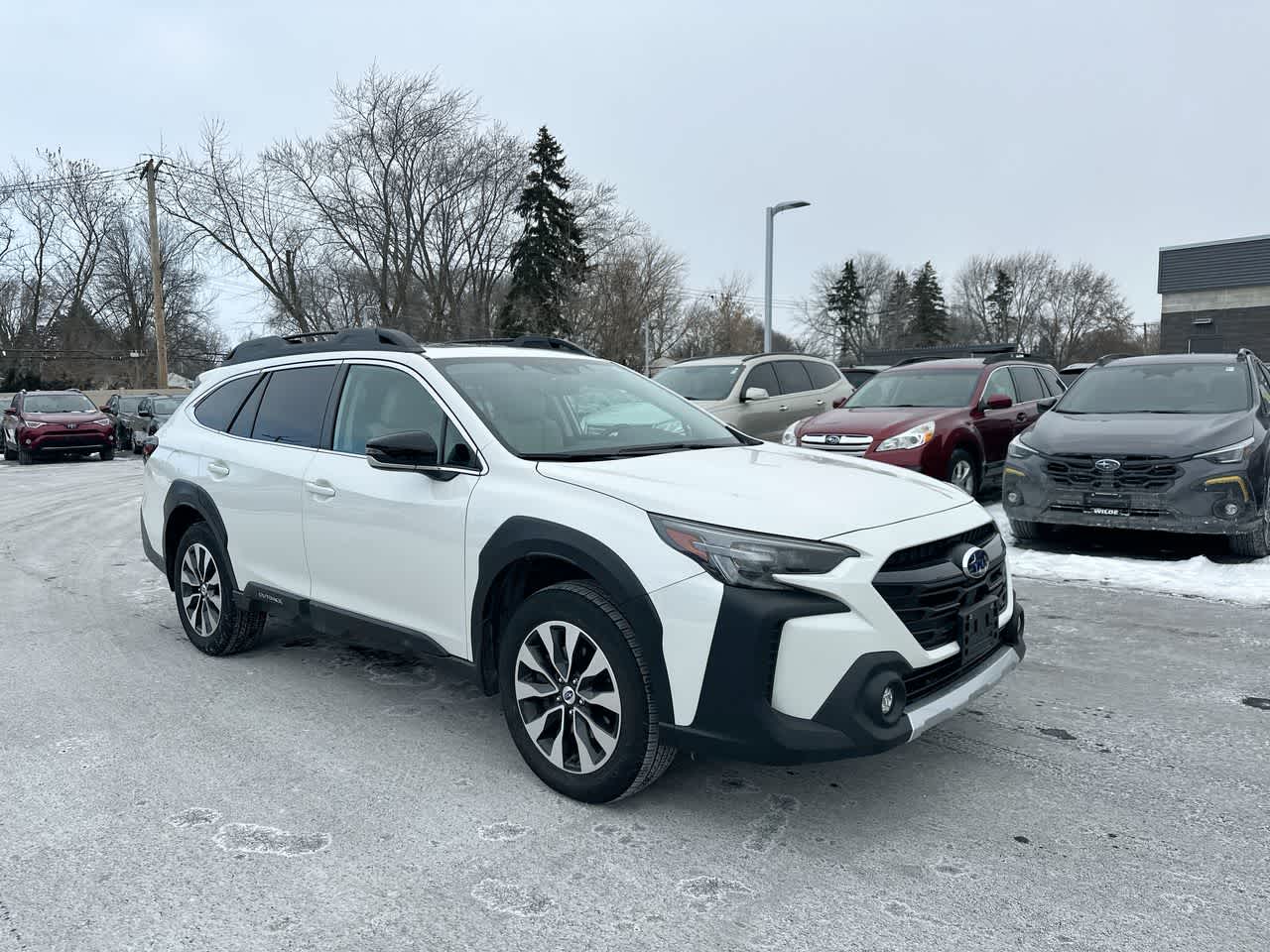 Thumbnail: 2023 Subaru Outback - 15