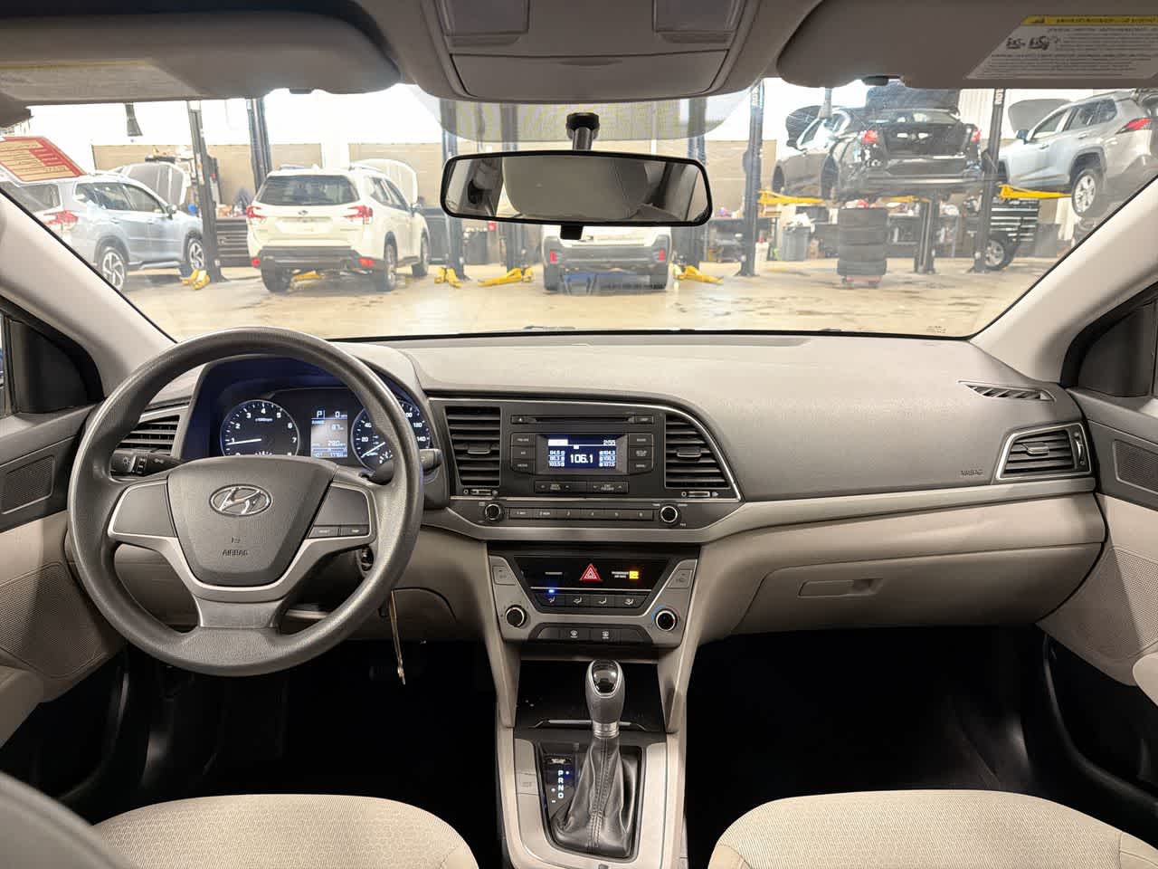 Thumbnail: 2017 Hyundai Elantra - 20