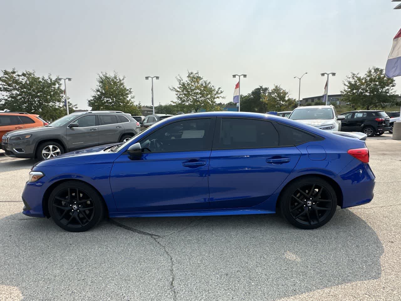 Used 2022 Honda Civic Si with VIN 2HGFE1E51NH475568 for sale in Waukesha, WI