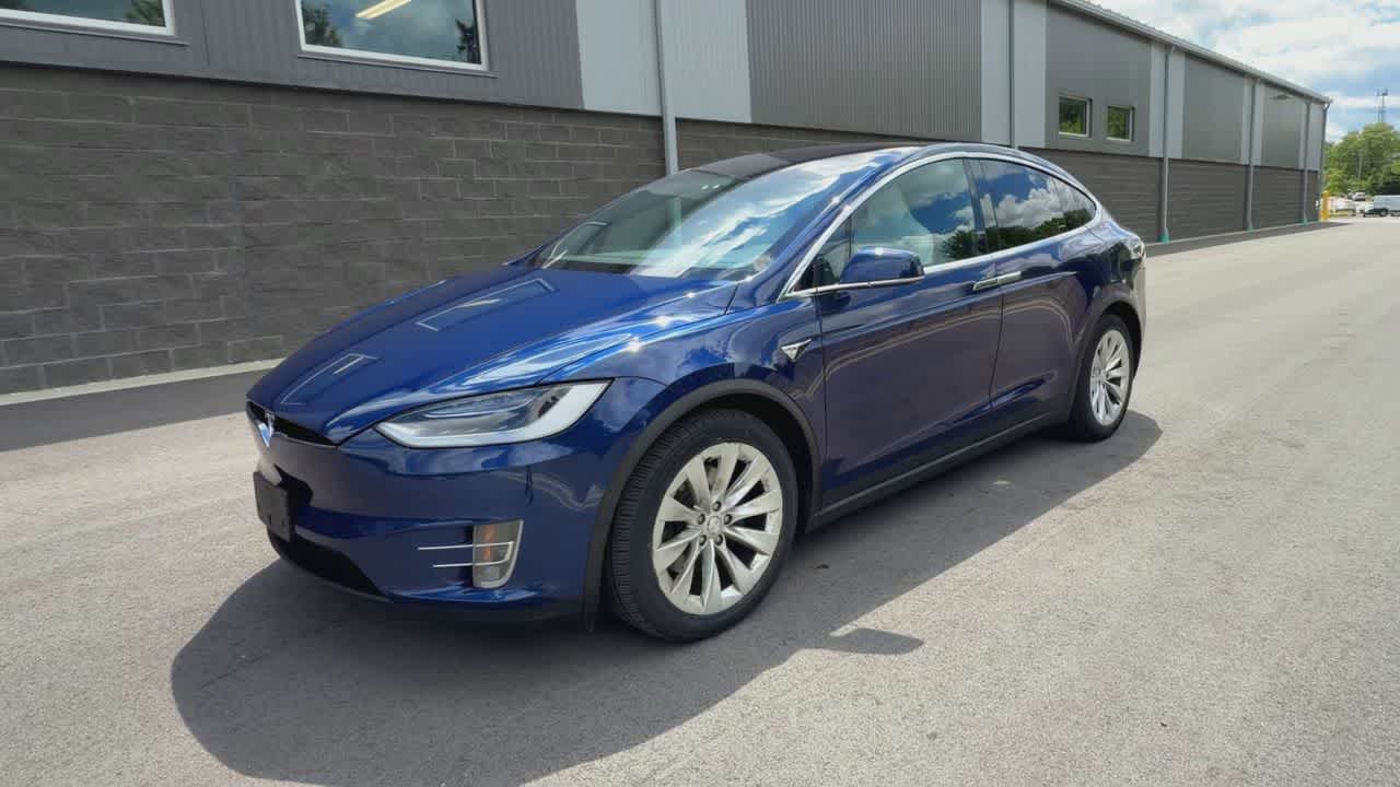 Thumbnail: 2017 Tesla Model X - 4