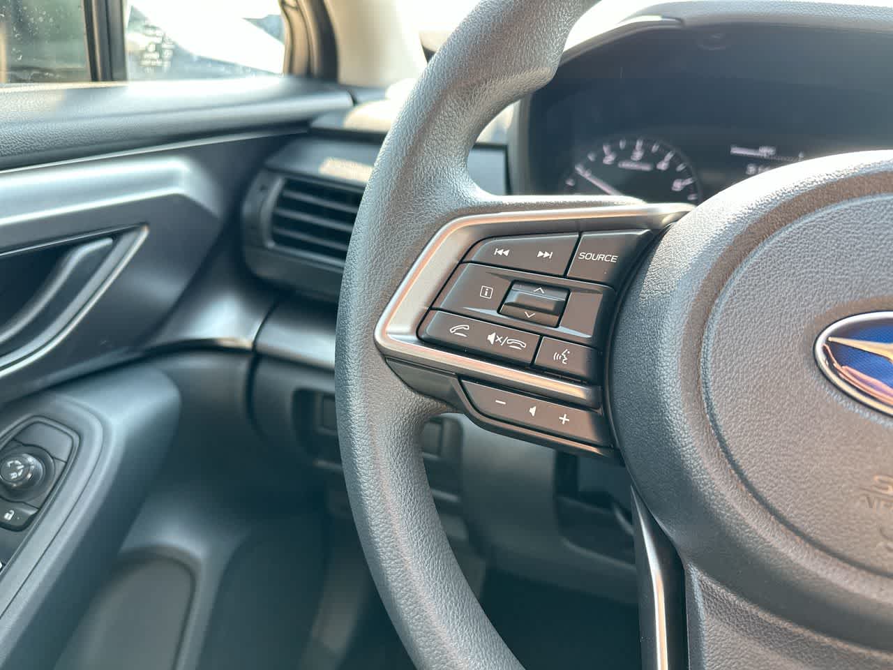 2025 Subaru Impreza Base 28