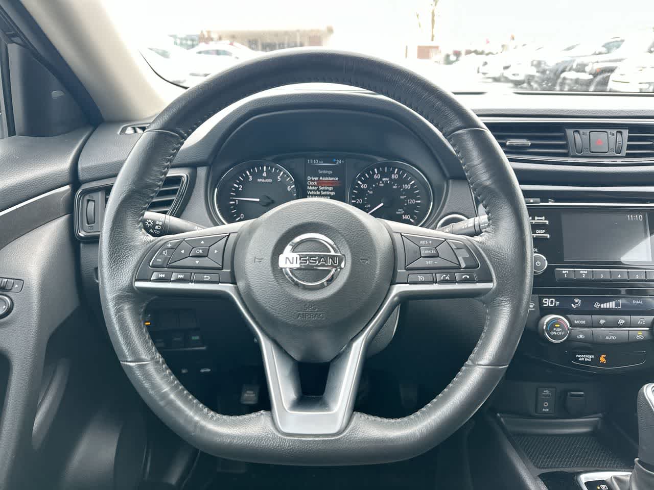 Thumbnail: 2017 Nissan Rogue - 27