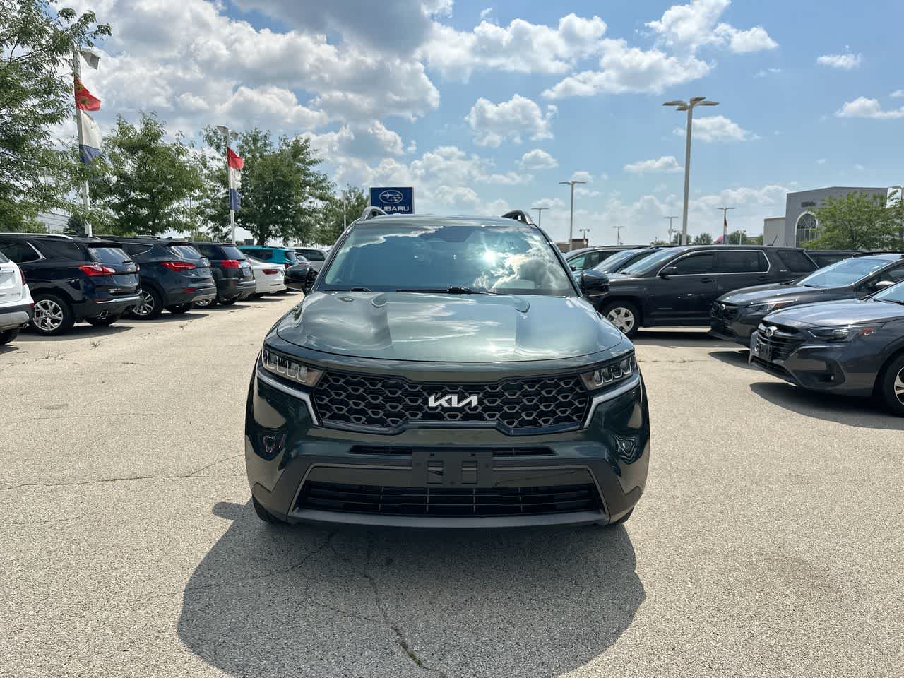 Thumbnail: 2022 Kia Sorento - 16