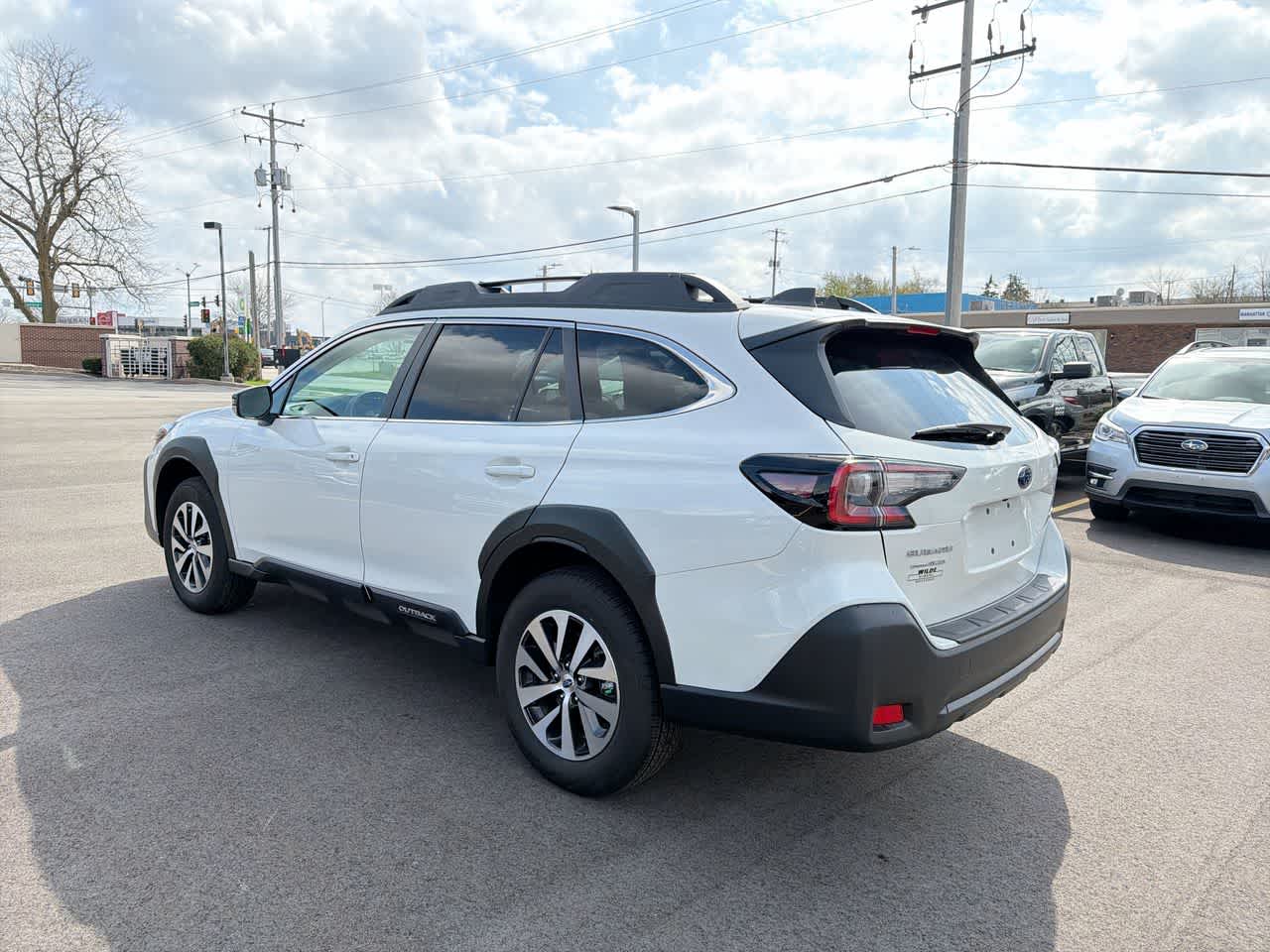 Thumbnail: 2025 Subaru Outback - 10