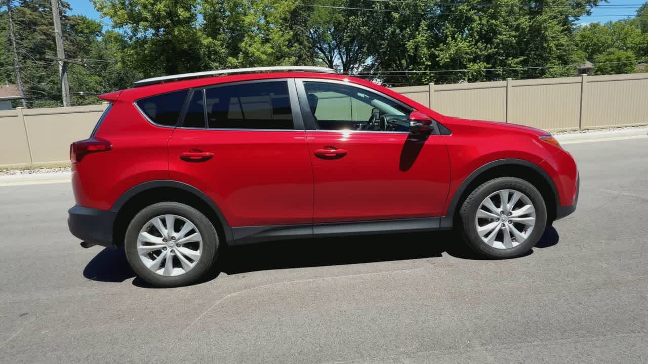 Thumbnail: 2015 Toyota RAV4 - 9
