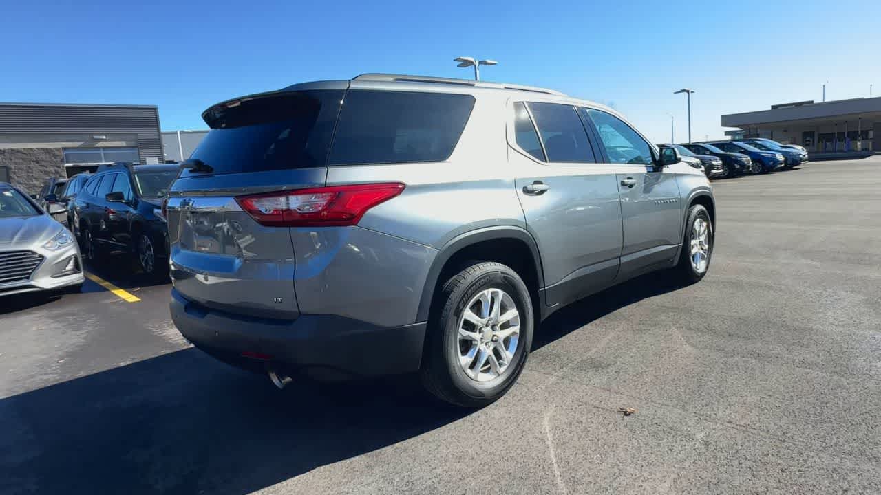 Thumbnail: 2019 Chevrolet Traverse - 8