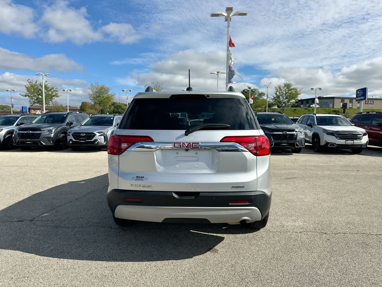 Thumbnail: 2017 GMC Acadia - 12