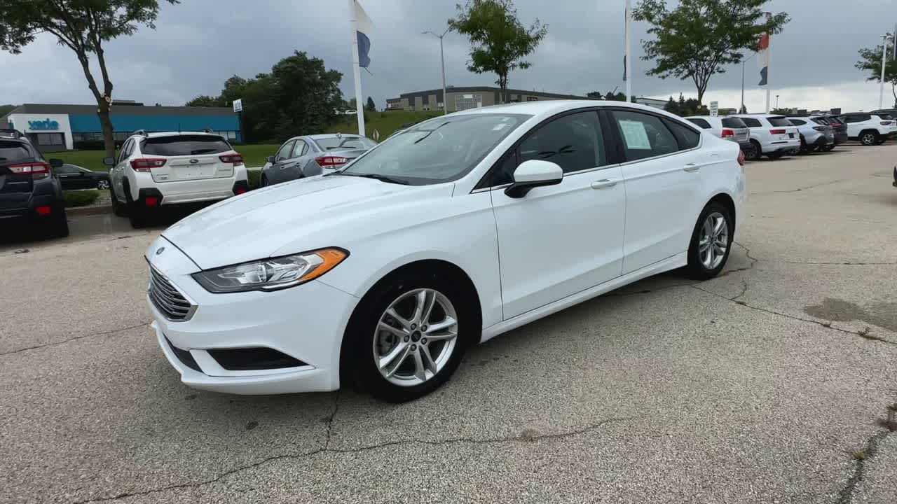 2018 Ford Fusion SE photo 4