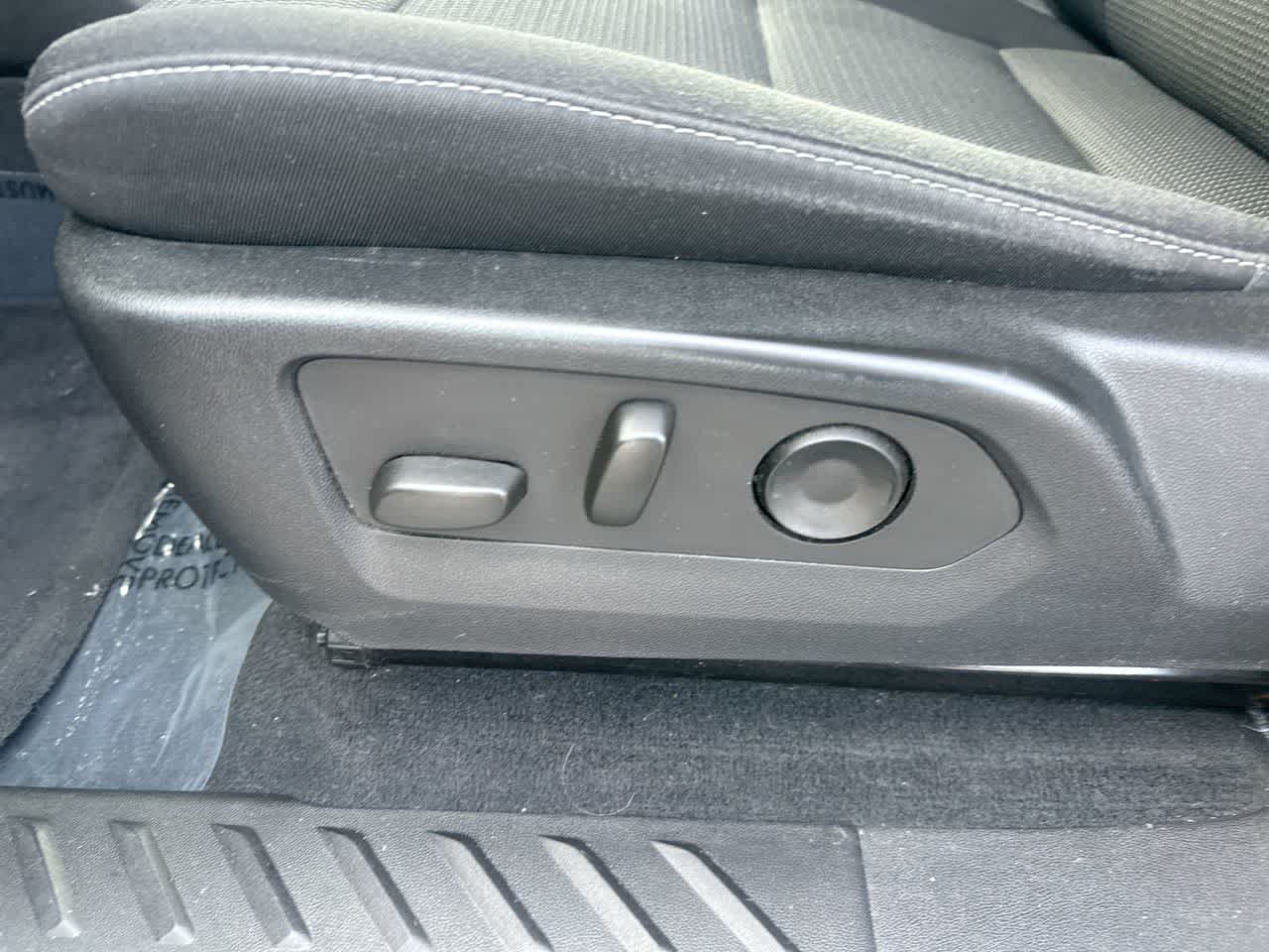 Thumbnail: 2024 GMC Canyon - 22