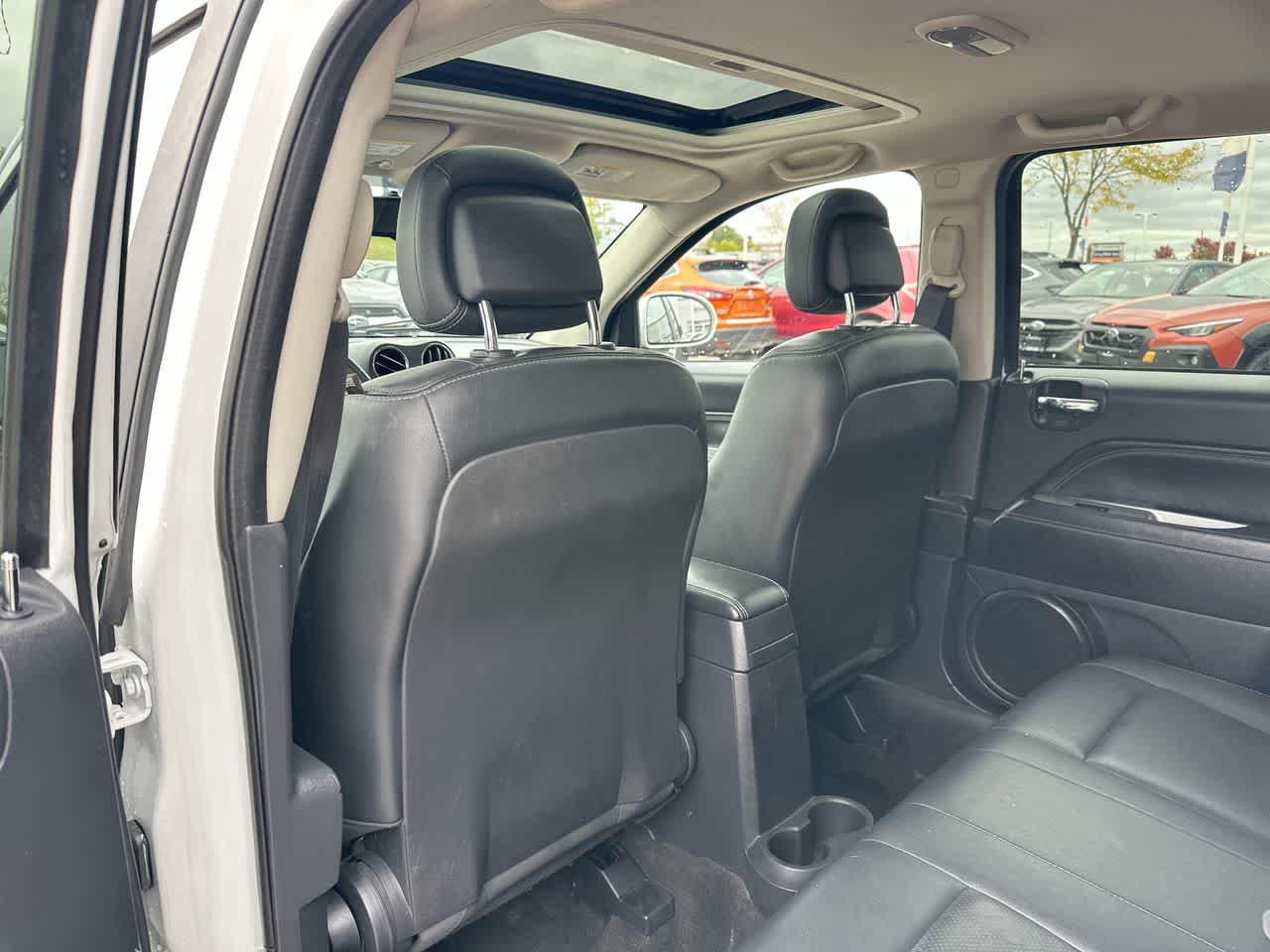 Thumbnail: 2017 Jeep Compass - 23