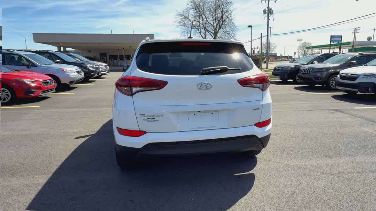 Thumbnail: 2017 Hyundai Tucson - 7