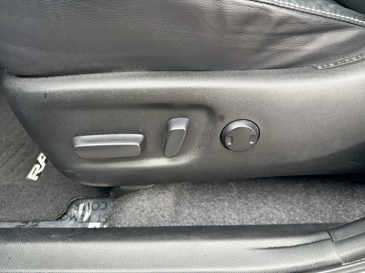 Thumbnail: 2016 Toyota RAV4 - 22