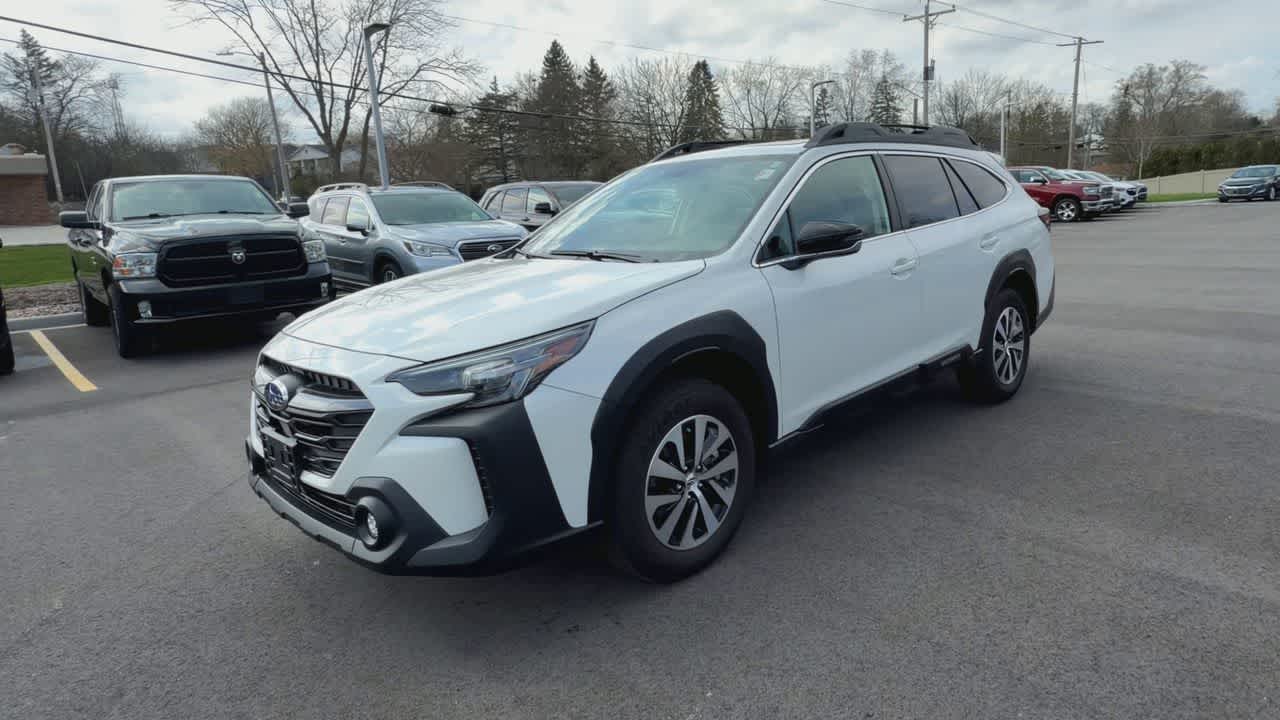 Thumbnail: 2025 Subaru Outback - 3