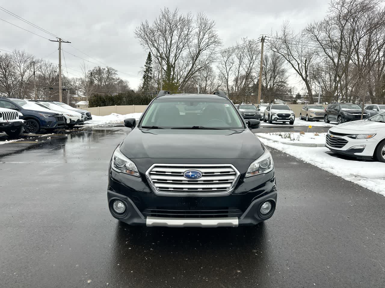 Thumbnail: 2017 Subaru Outback - 16