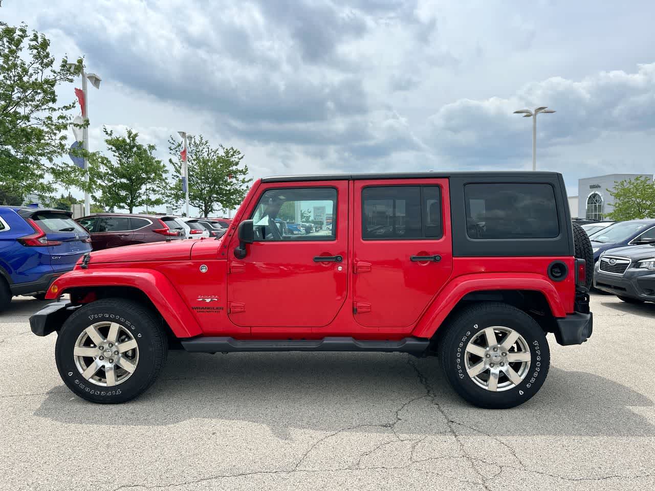 Thumbnail: 2016 Jeep Wrangler - 14
