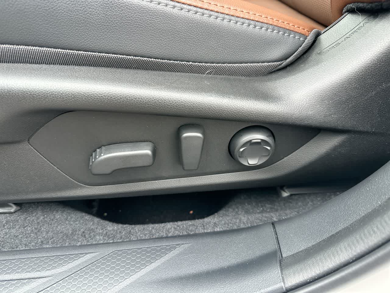 Thumbnail: 2026 Subaru Outback - 22