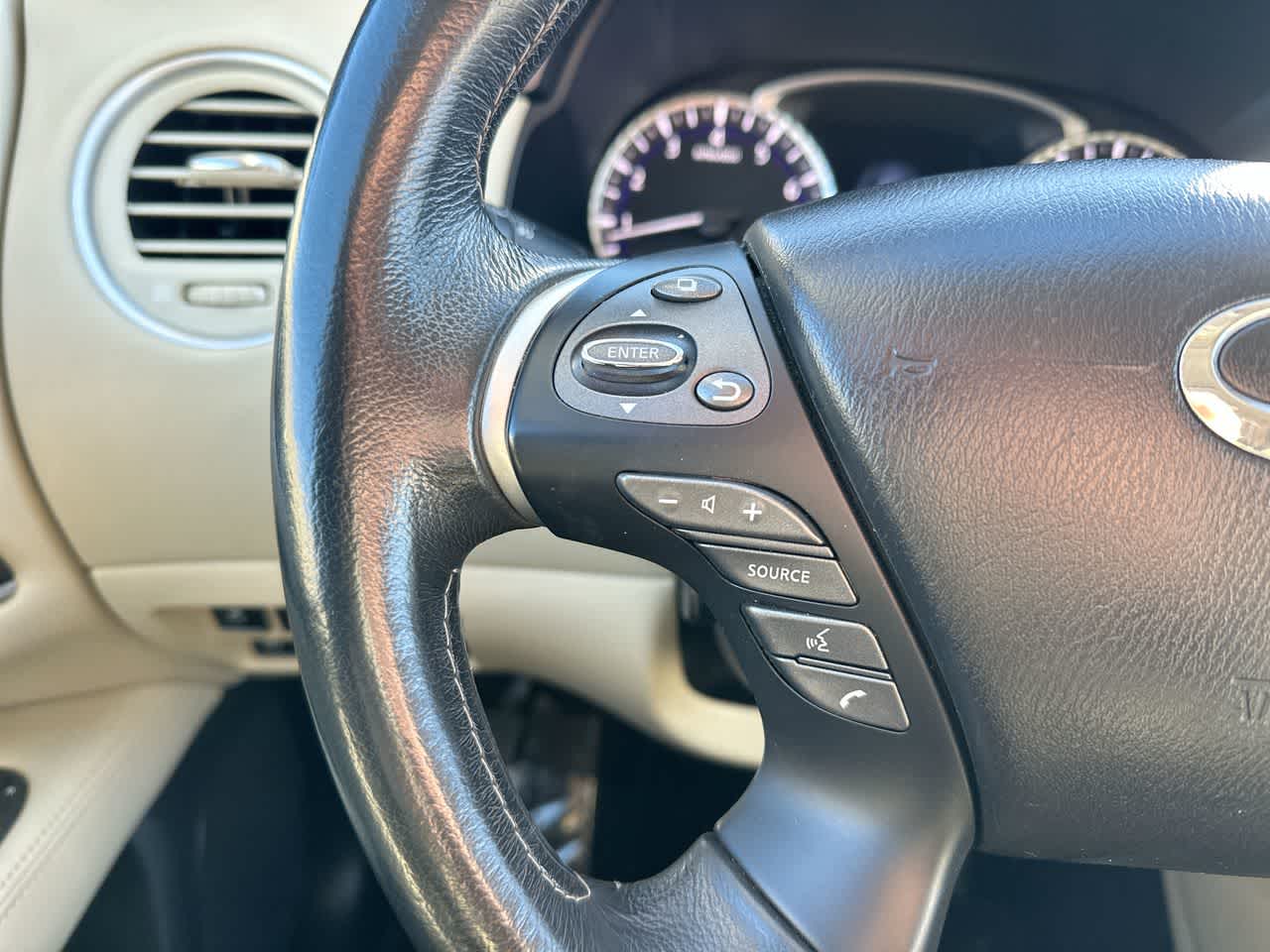 Thumbnail: 2017 INFINITI QX60 - 30