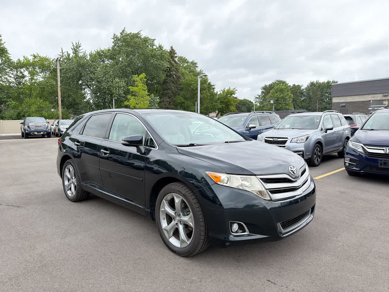 Thumbnail: 2014 Toyota Venza - 15