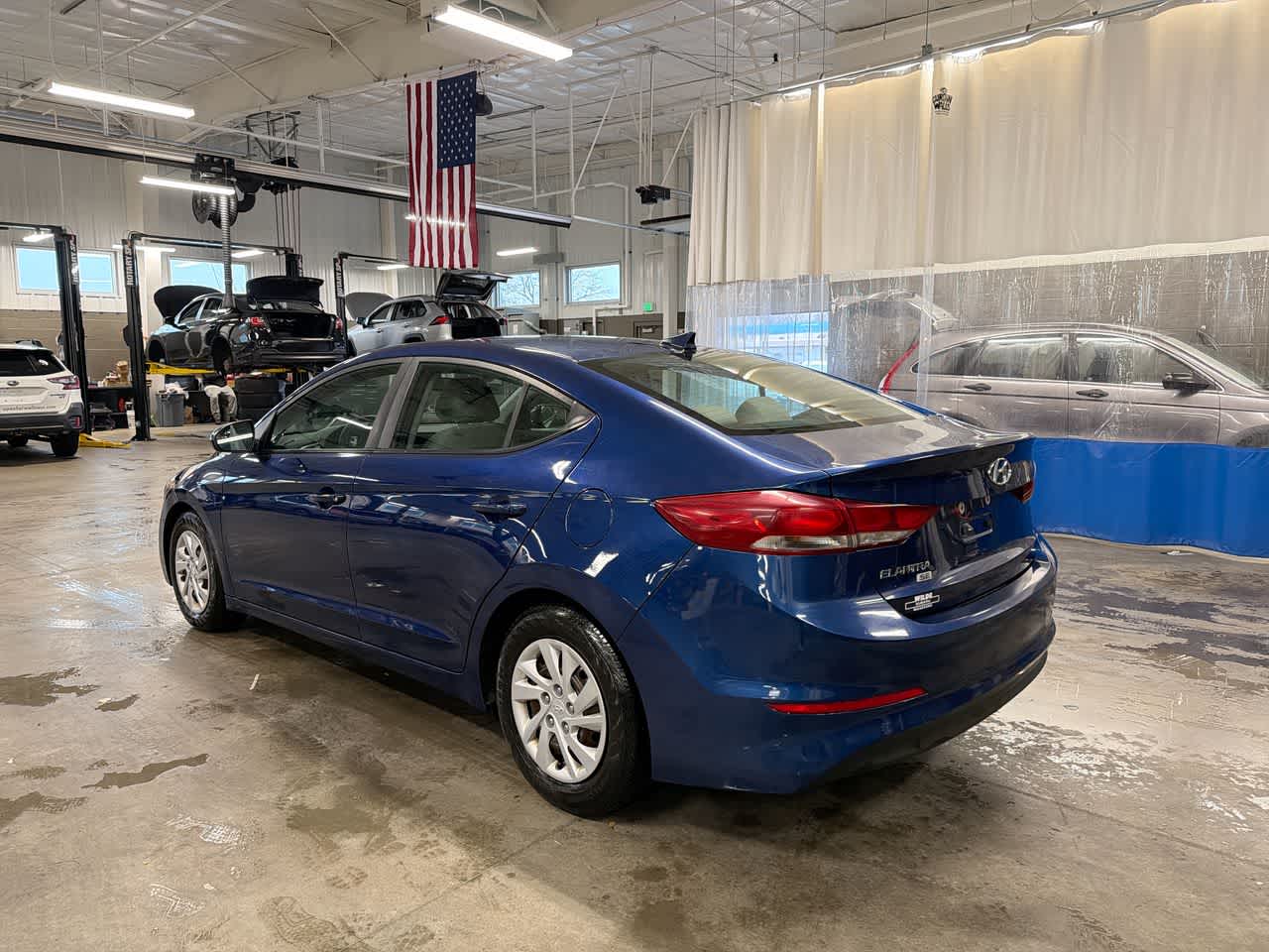 Thumbnail: 2017 Hyundai Elantra - 11