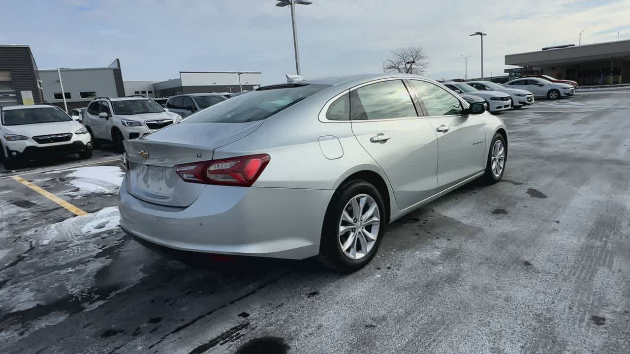 Thumbnail: 2020 Chevrolet Malibu - 8
