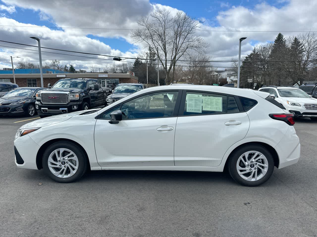 Thumbnail: 2024 Subaru Impreza - 10