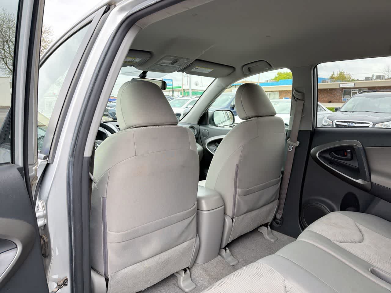 Thumbnail: 2009 Toyota RAV4 - 23