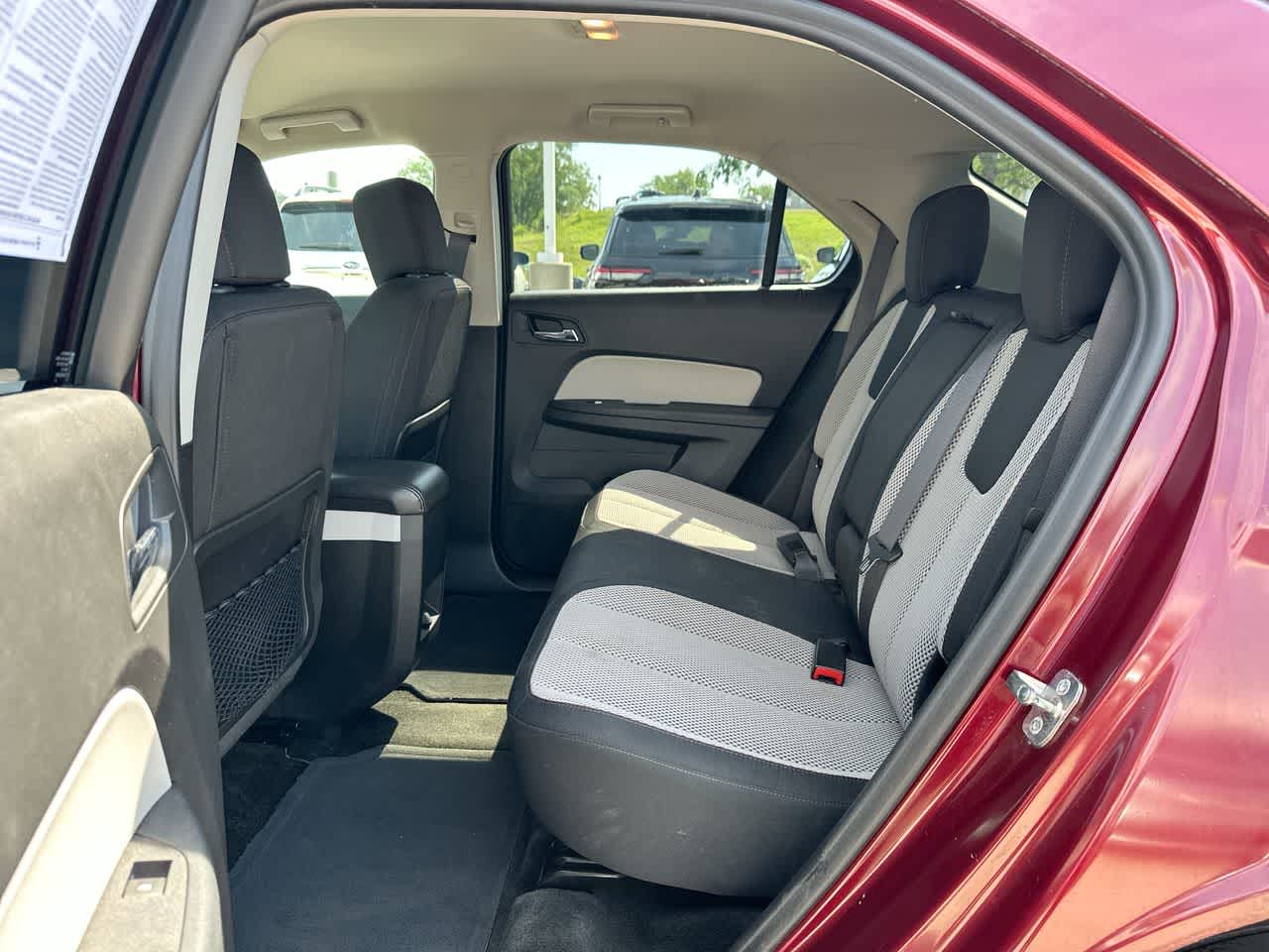 Thumbnail: 2017 Chevrolet Equinox - 24