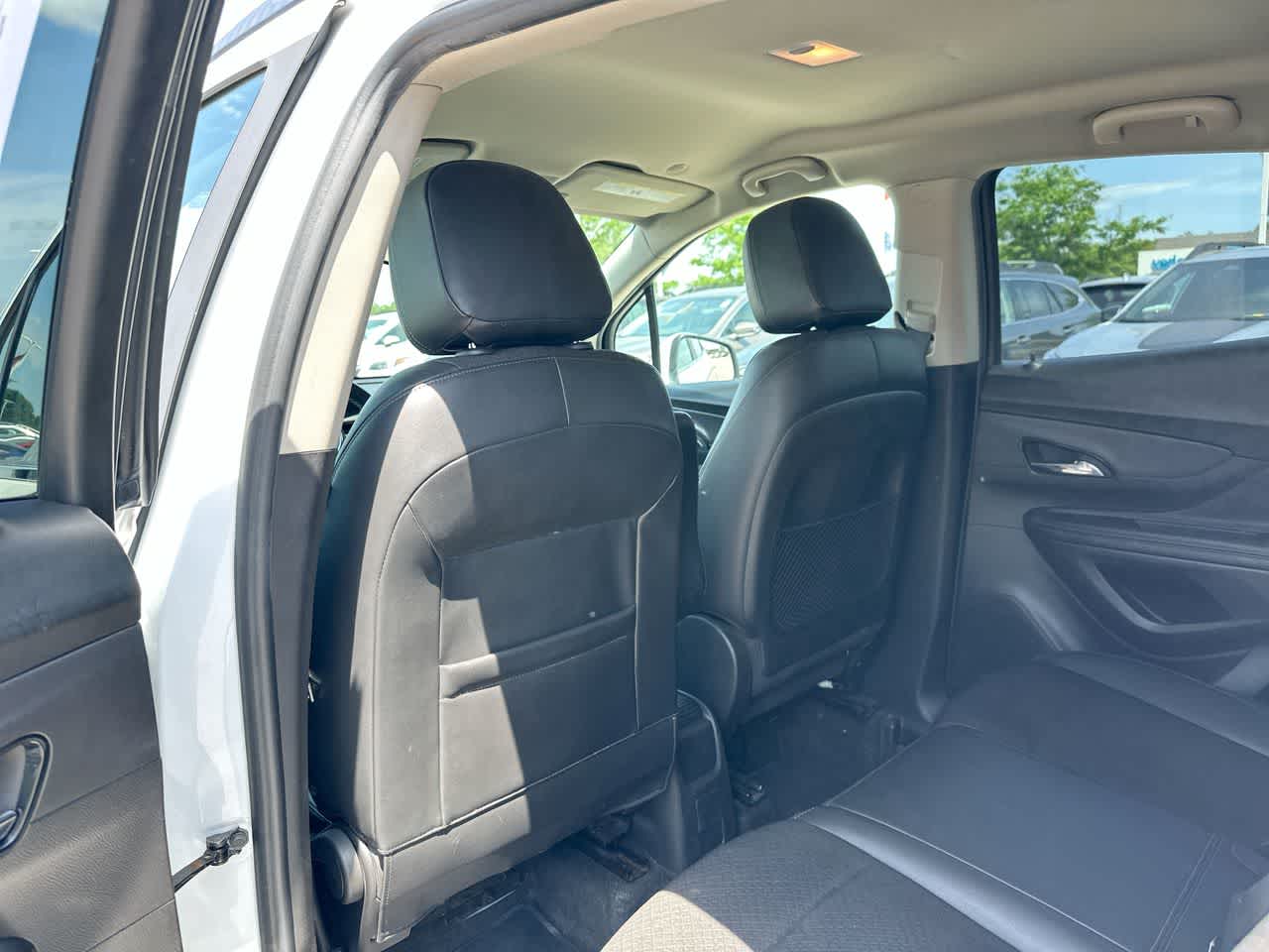 Thumbnail: 2019 Buick Encore - 23